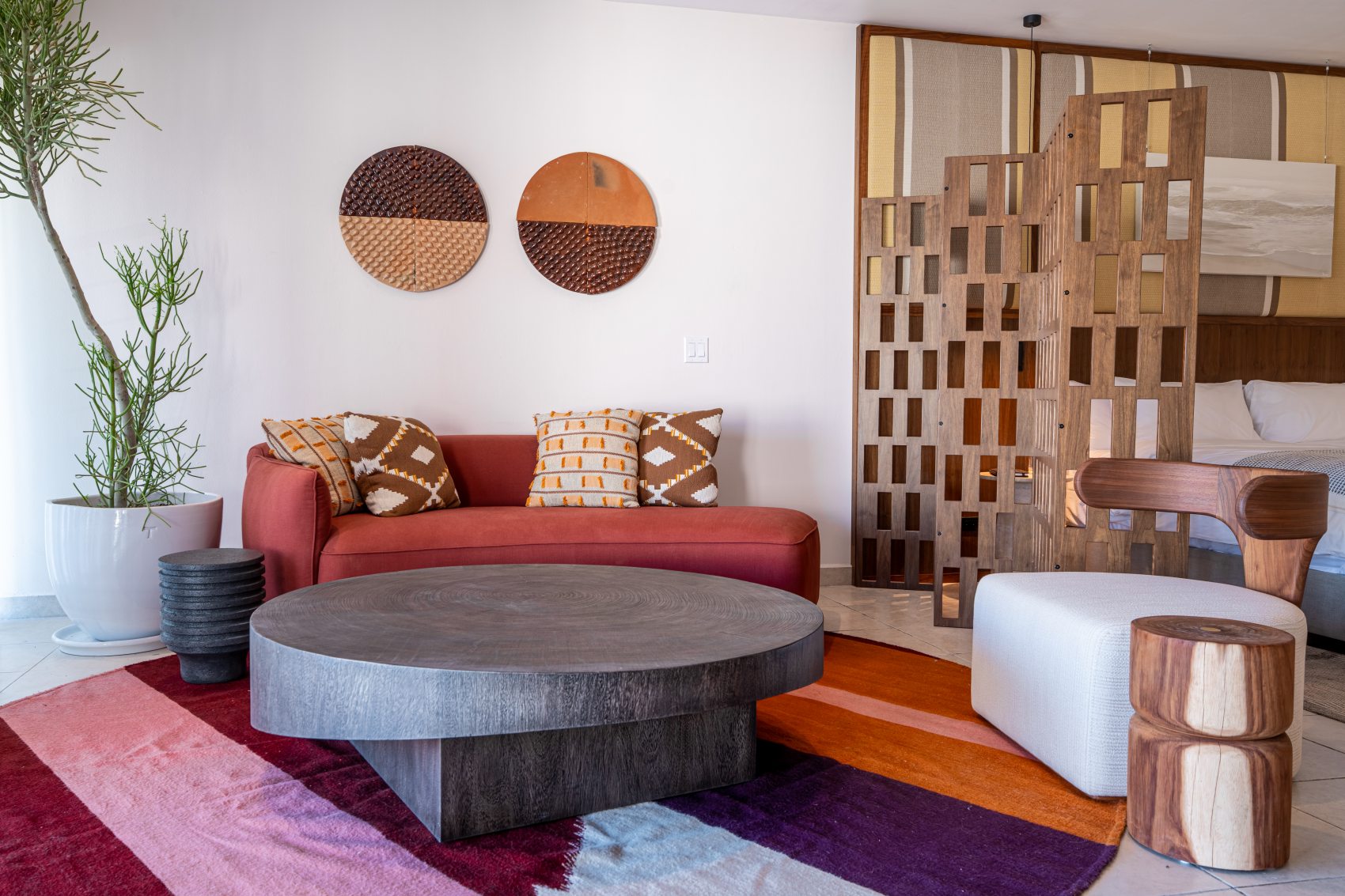 Seating and screen detail at the Onoa showroom, Los Cabos